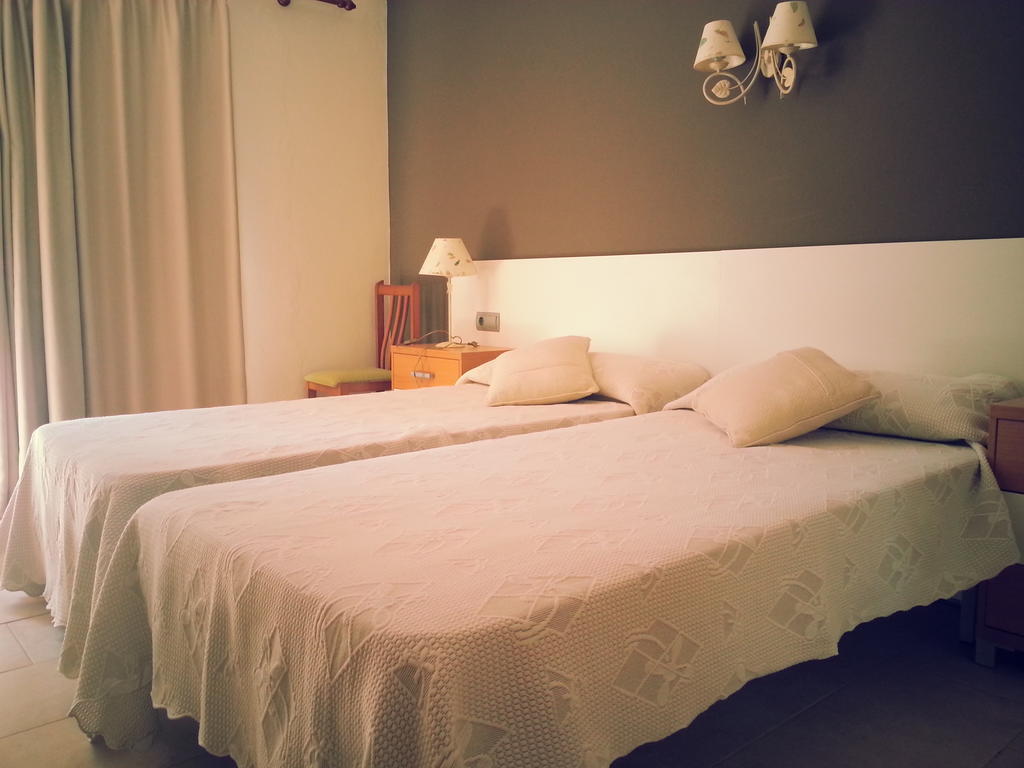 Hostal Cala Boix Es Cana Rom bilde