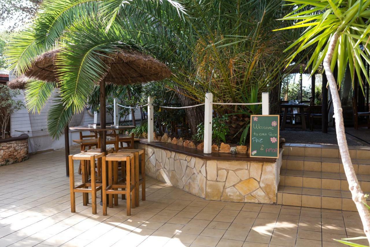 Hostal Cala Boix Es Cana Eksteriør bilde