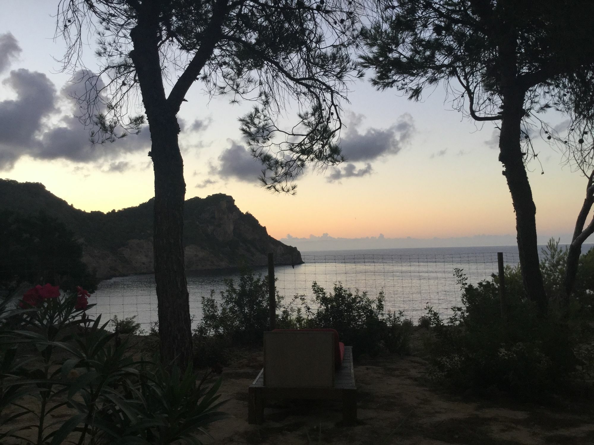 Hostal Cala Boix Es Cana Eksteriør bilde