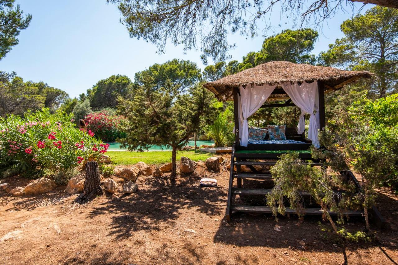 Hostal Cala Boix Es Cana Eksteriør bilde